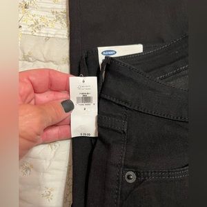 Womans Super Skinny size 2 black jeans